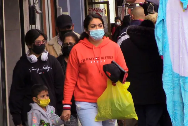 Hasta 230 casos diarios de Covid-19 en México