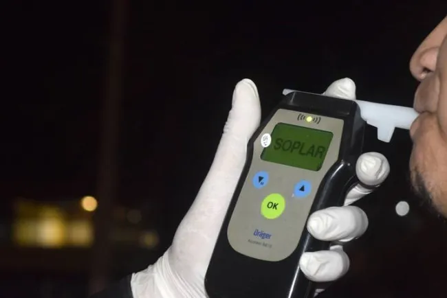 Cámaras empresariales solicitan ampliar límite de alcohol en conductores