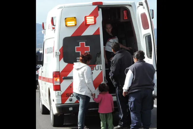 Atropellan a estudiante en la 5 de Febrero