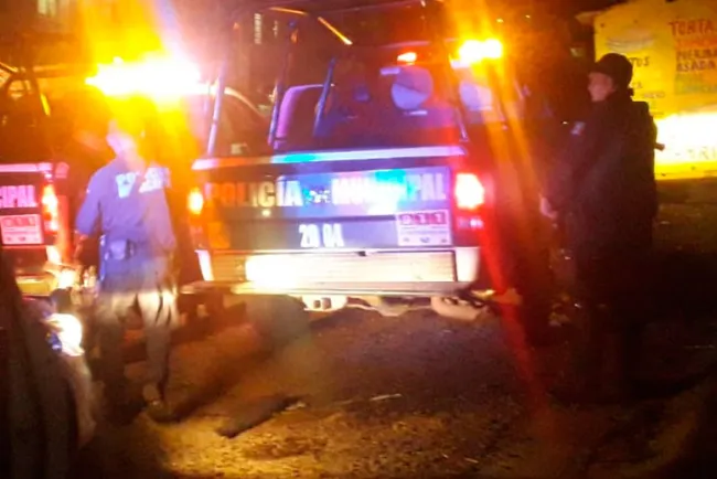 Señala a albañil por abuso de confianza