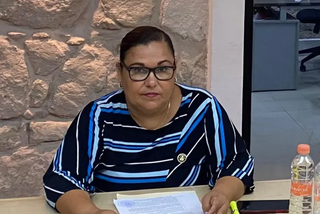 Escucha Leticia Calderón a residentes de la Ruiz Cortines