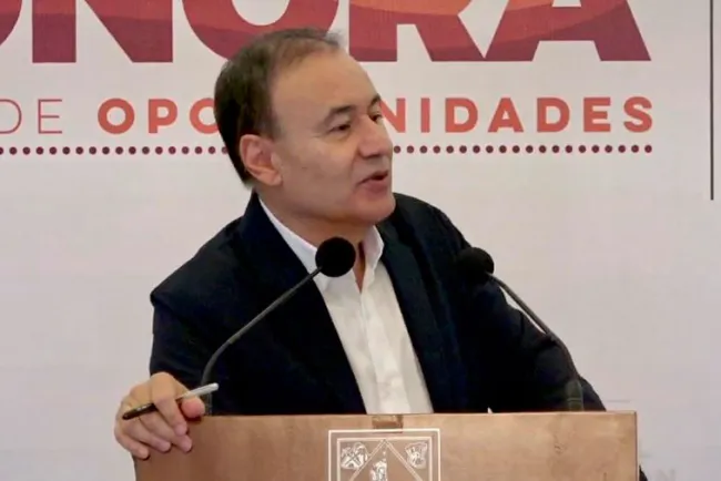 Anuncia Durazo construcción de 5 hospitales