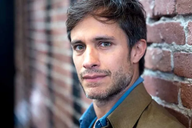 Gael García Bernal nos enfrenta a 'El Tema'