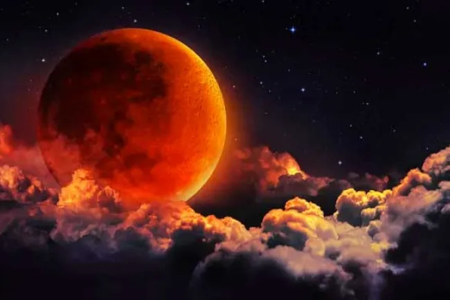 Hoy será el eclipse lunar de sangre 2022