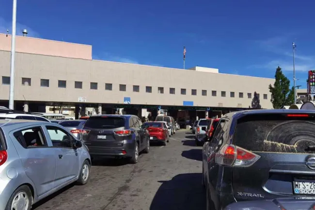Disminuyen cruces por garitas a un año de abiertas