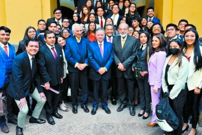 Canadá y EU 'necesitan' a México, “no a China”: Slim
