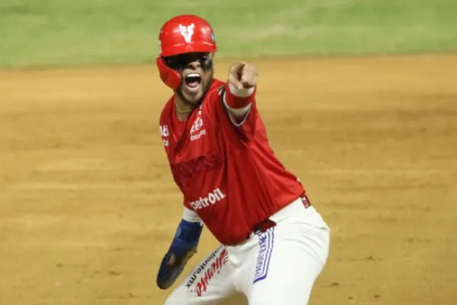 Venados toma el liderato