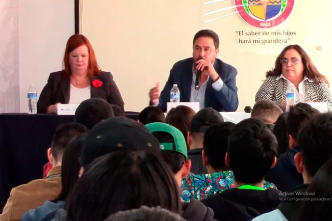 Motiva Unison a estudiantes con foro de Negocios y Frontera