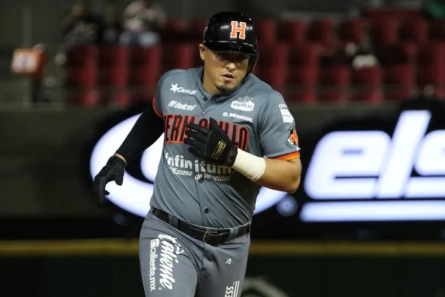 Naranjeros evitan barrida