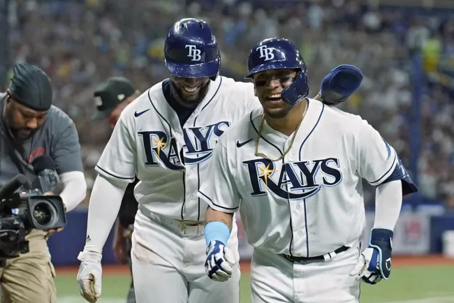Paredes llega a Naranjeros