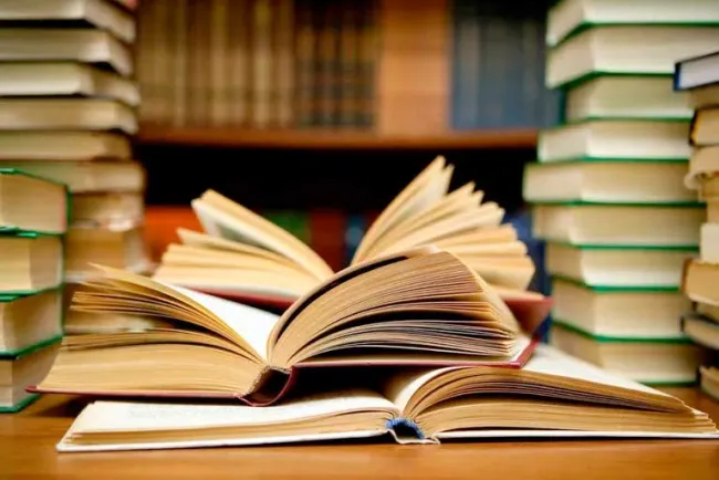 Celebran Día del Libro; mexicanos leen más según encuestas