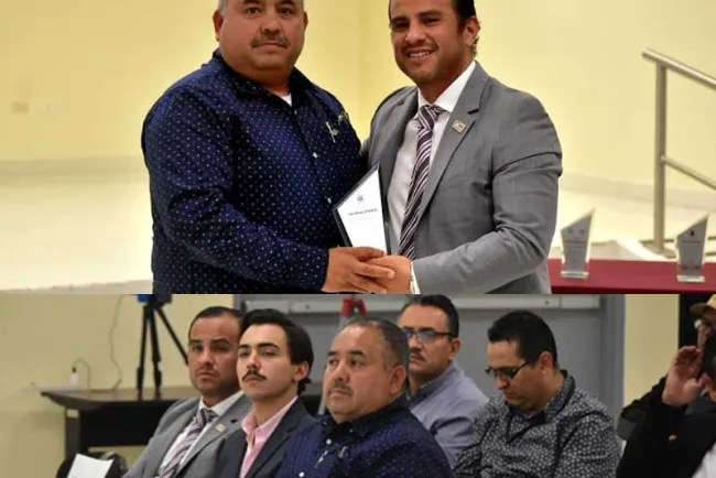 Distinguen a Comisario de Nogales con reconocimiento