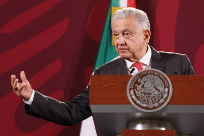 Hay que ganar la presidencia y el Congreso para enfrentar a conservadores: AMLO