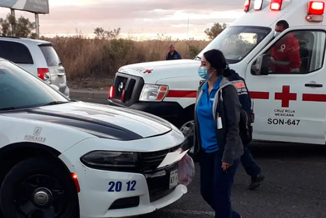 Impacta condutora a peatón