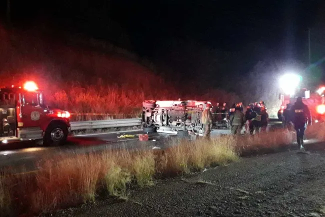 Fallece mujer y queda lesionado hombre tras ataque armado