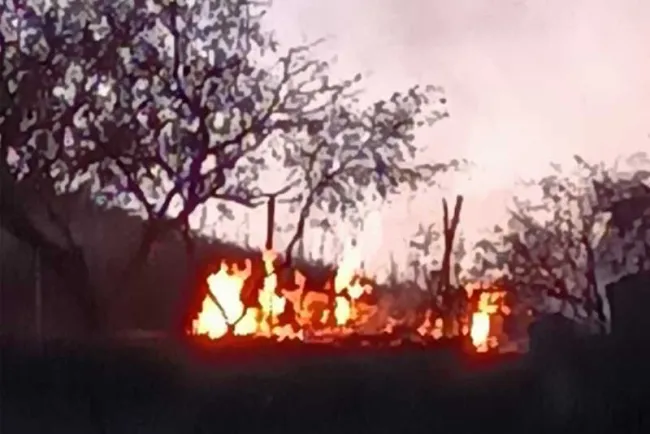 Fallece persona en incendio mientras dormía