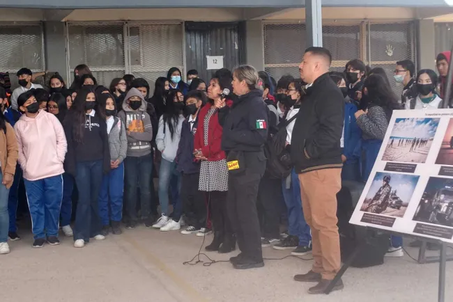 Visitan autoridades municipales y estatales 40 escuelas