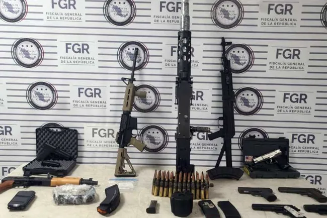 Caen dos con armamento en Sonora