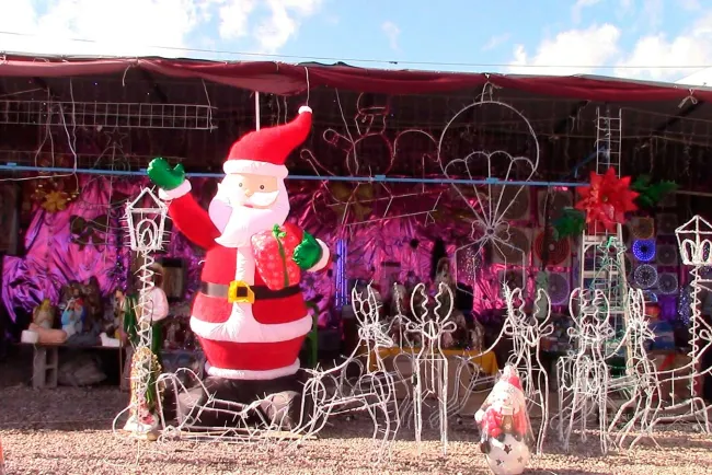 Esperan comerciantes mejoras en ventas navideñas
