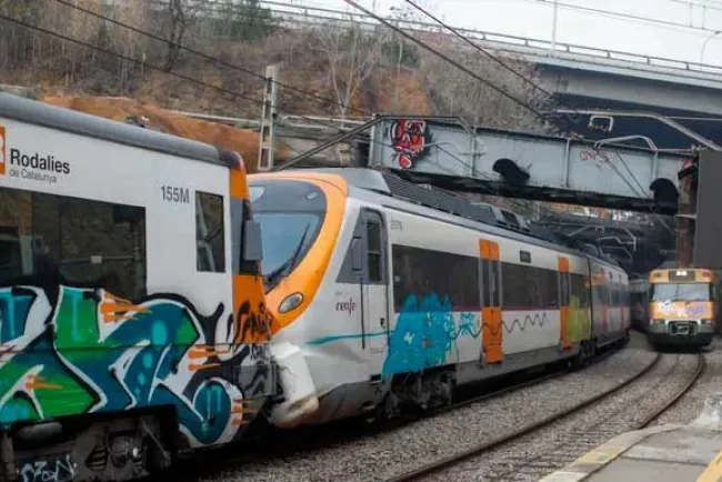 Deja choque de trenes en España 155 heridos
