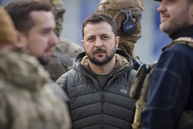 Nombra revista 'Time' a Volodimir Zelenski Persona del Año 2022