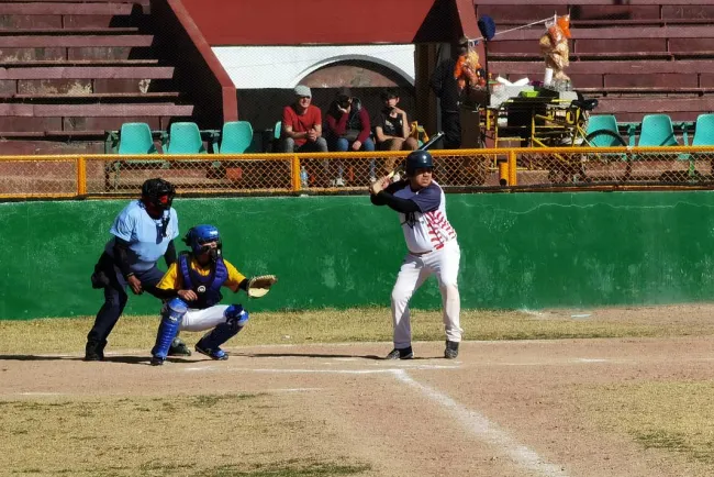 Hacen torneo para ayudar a familias vulnerables