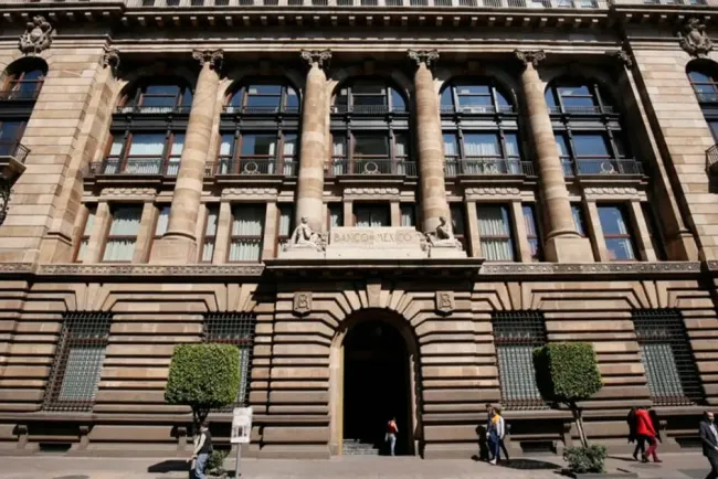 Aumentan Banxico tasa de interés