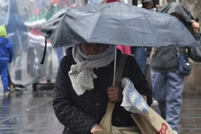 Pronostican lluvia y frío para fin de año