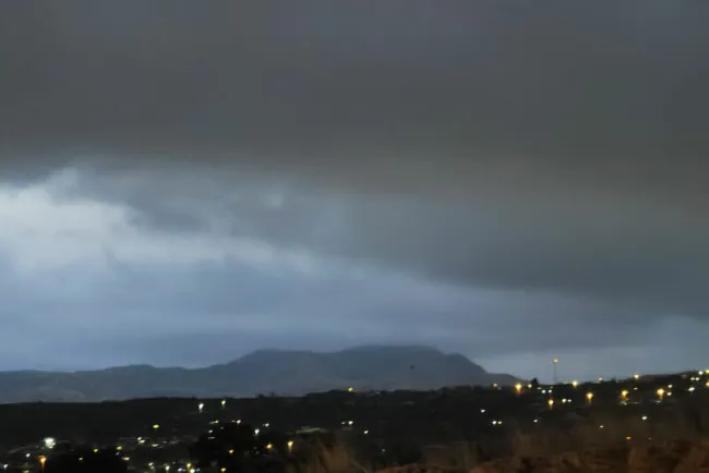 Esperan lluvia y nieve en los primeros días del 2023
