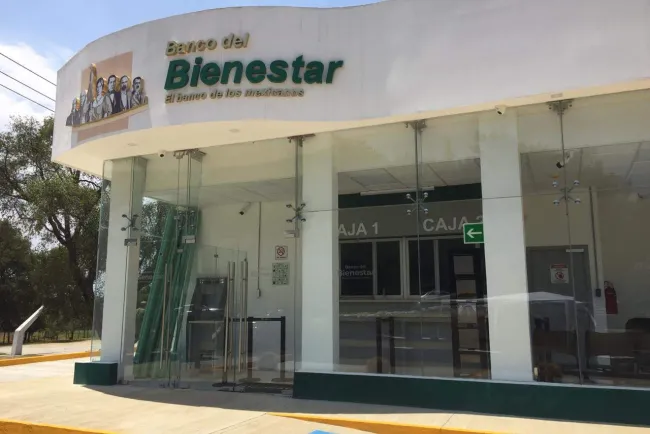 Promete AMLO sucursales del Bienestar en todo el país