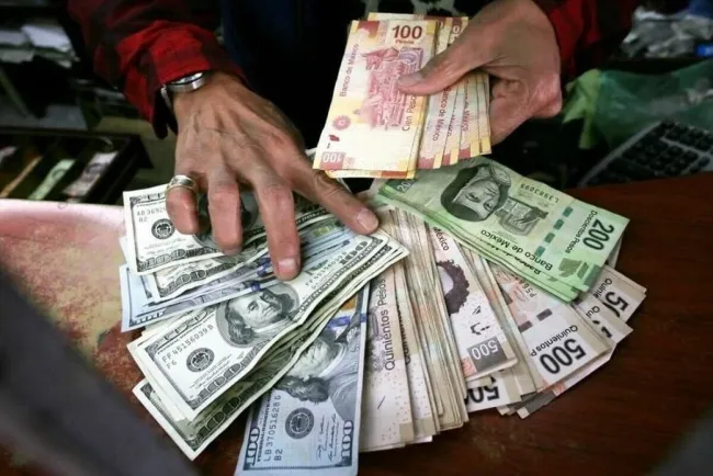 Prevé AMLO aumento en remesas
