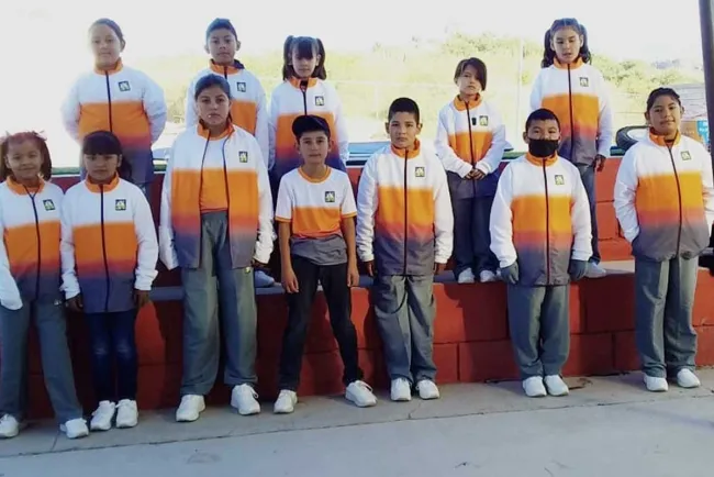 Iniciará en febrero la entrega de uniformes escolares