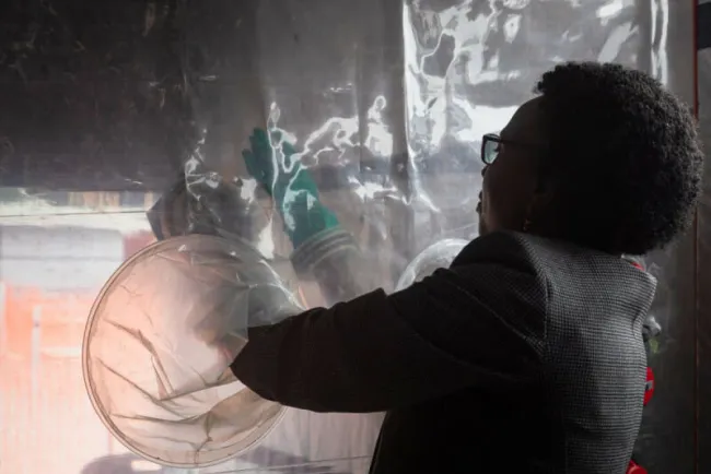 Controla OMS epidemia del Ébola en Uganda