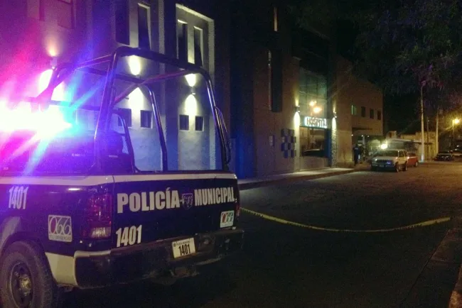 Internan a joven con herida punzo cortante; no dio información de los hechos
