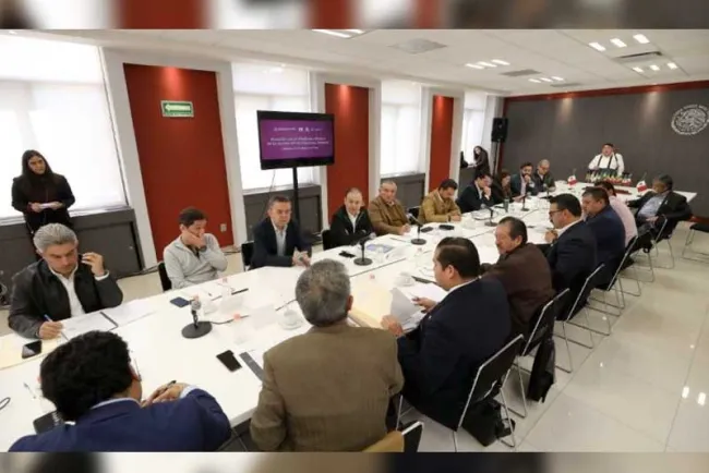 Acuerdan búsqueda de reconocimientos de derechos laborales de exmineros