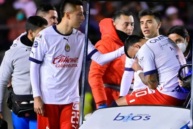 Vega fuera mes y medio
