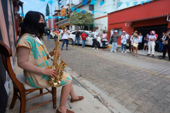 Agresor de saxofonista sigue en prisión: AMLO