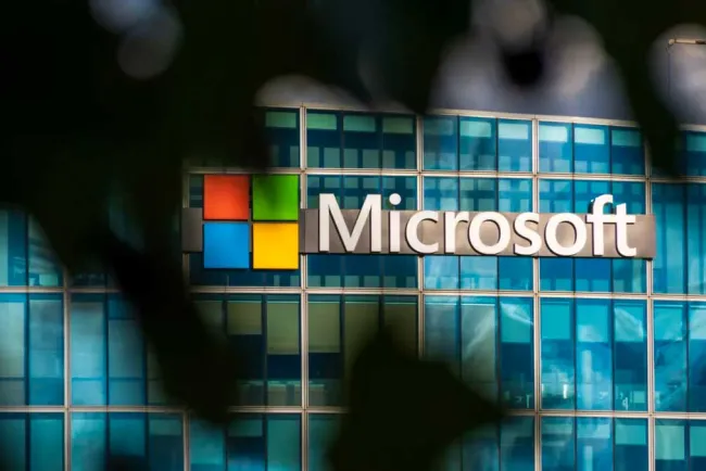 Reporta Microsoft problemas en Outlook y otros servicios