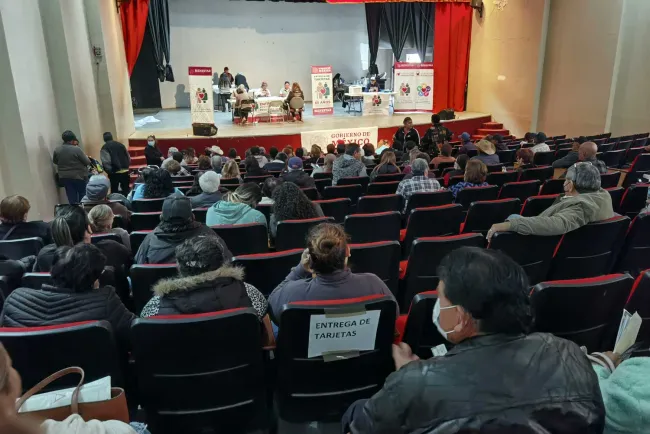 Invitan a tramitar credencial del Inapam