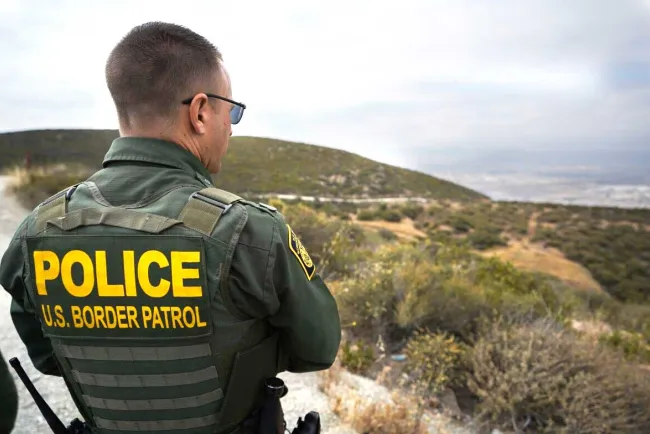 Ofrece Border Patrol 20 mil dólares por trabajar con ellos