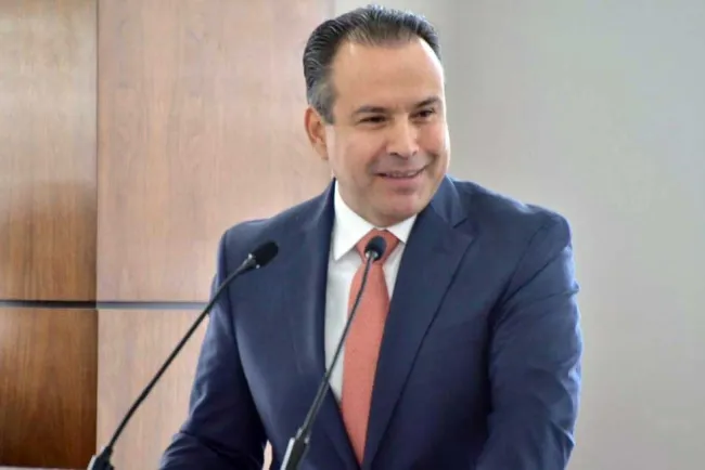 Generarán rotación de vehículos parquímetros digitales: Antonio Astiazarán