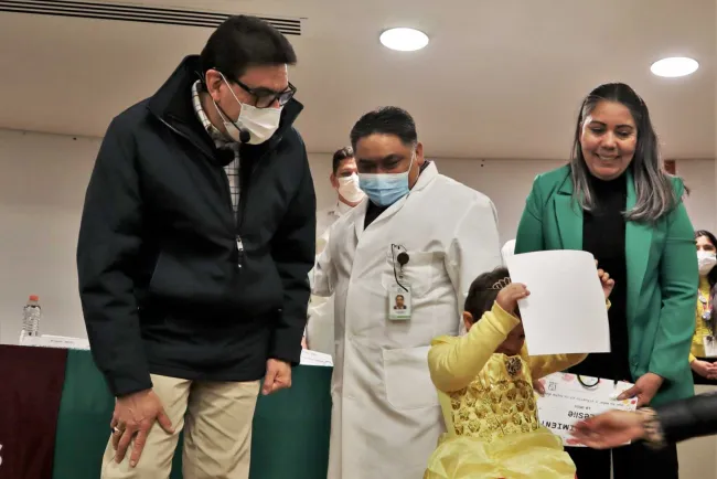 Conmemora Alcalde Día Mundial de Lucha Contra el Cáncer Infantil