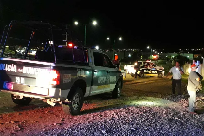 Roban diferente mercancía de una florería