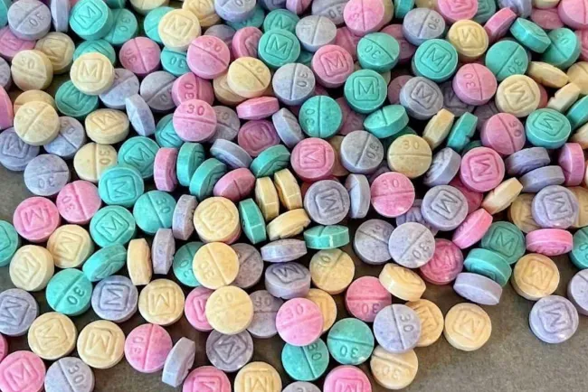 Detectan venta de fentanilo en menores de edad