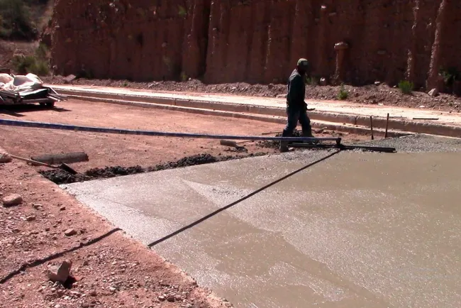 Reanudan obra de repavimentación de bulevar Fresnos