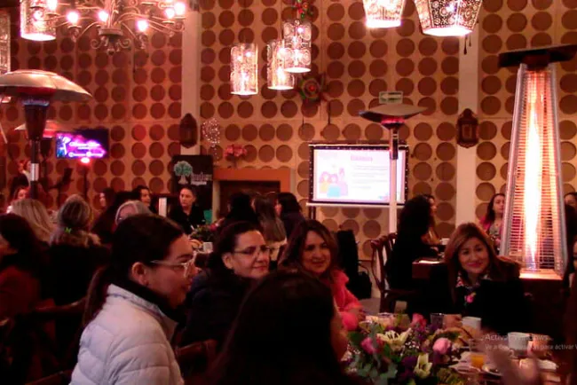 Conmemoran trabajo de mujeres del sector industrial
