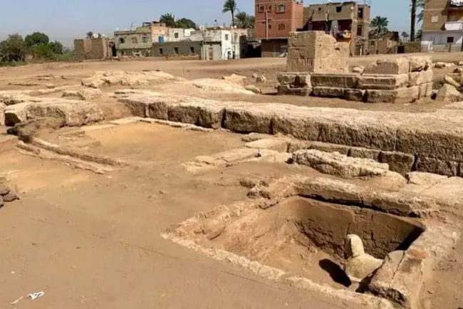 Encuentran esfinge de posible emperador romano