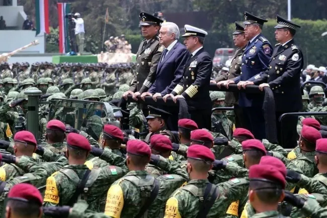No se espía con el Ejército, hacemos inteligencia: AMLO