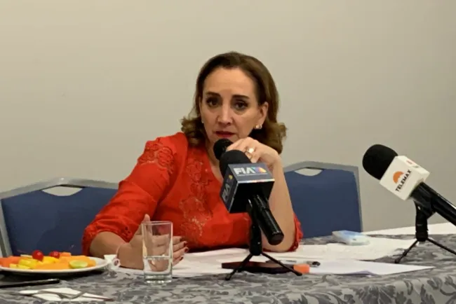 Interesa a Claudia Ruiz Massieu encabezar candidatura a la Presidencia