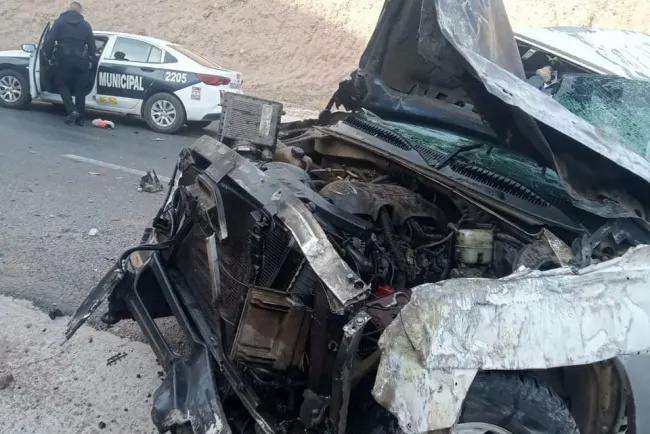 Revelan identidad de hombre fallecido en volcamiento